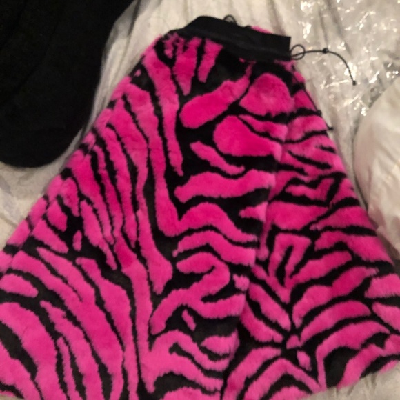 iHeartRaves Accessories - Fluffies and Fluffy Leg Warmers